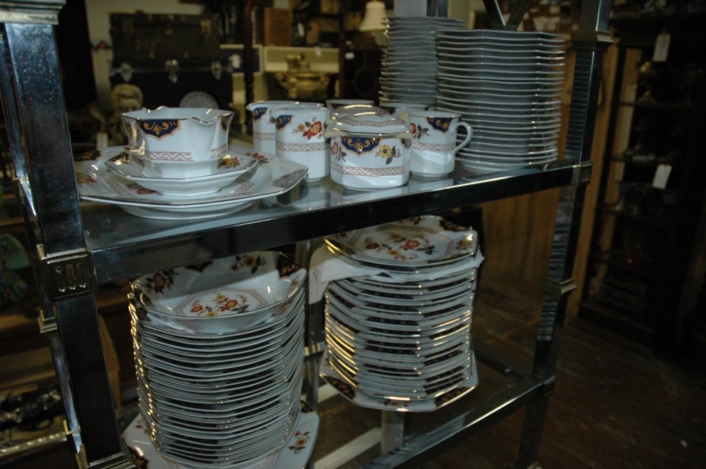 Mikasa " Far East L6104 "Service of 4 Plus serving: 4 Dinner plates, 4 Salad/Soup bowls, 4 Bread plates, 4 saucers, 4 coffee cups, 1 gravy boat and plate, 2 sugar bowls and lids, two creamers ( one damaged), two octagon serving plates ..... all in near