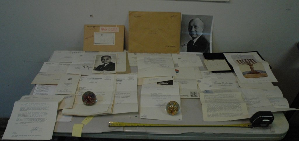 16 Assorted political autographs: A group of 1960's political autographs in original envelopes. Edward Hebert, Adlai Stevenson, Lyndon Johnson, Jacob Javitz, Arthur Goldberg (?), Martin McKneally,Everett Dirksen, Nelson Rockerfeller, 