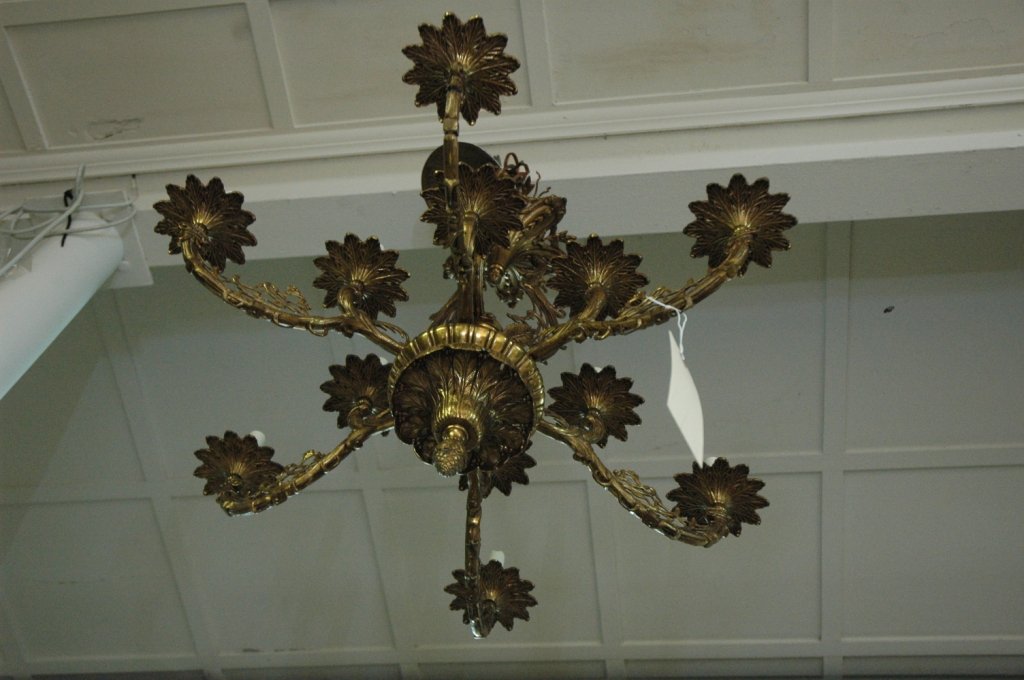 Vintage Brass 12 Light Chandelier: Approximate 28" diameter, 21" tall