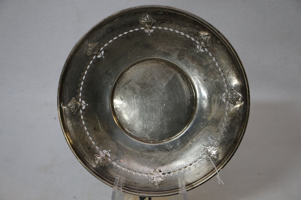 RW & Sons Sterling Silver Round Plate: Approximate 10" diameter.