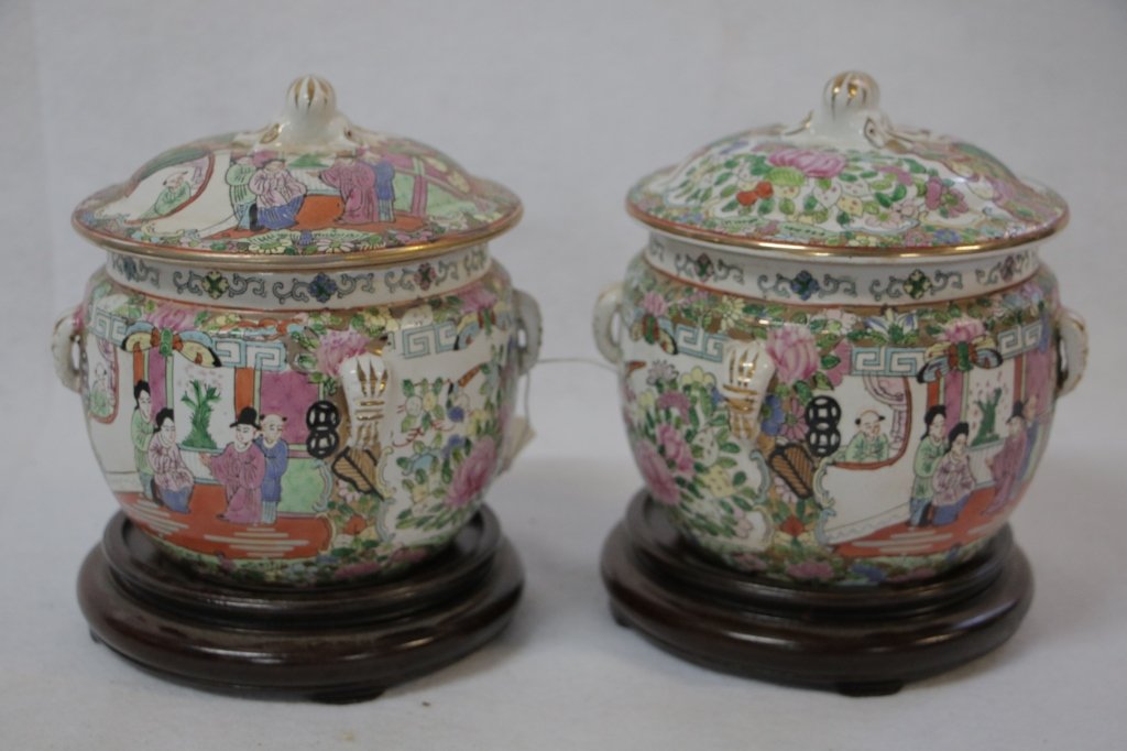 Pair of Chinese Porcelain Covered Jars: Nicely decorated, on wooden stands. Mark on bottom 7" X 7" without stand.