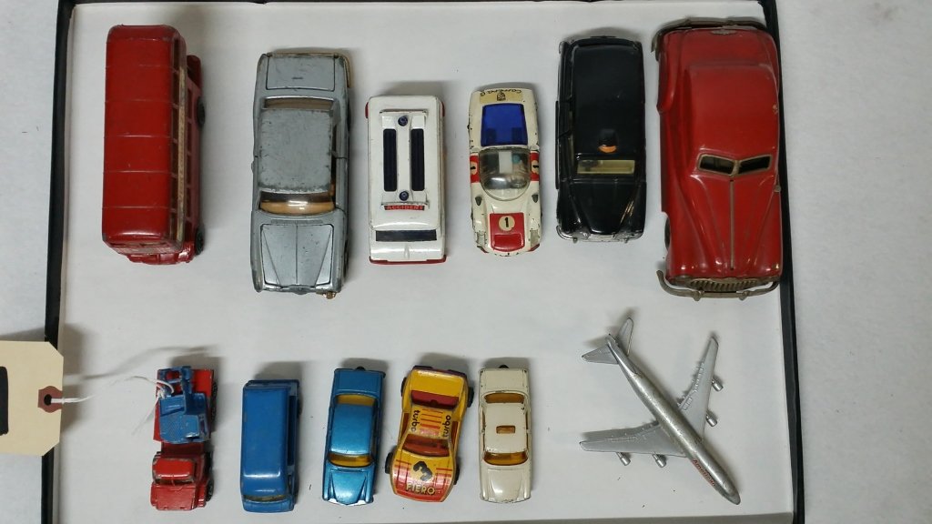 Corgi, Majorette, Schabak, & GAMA, Toy Cars: Corgi " Rolls-Royce Corniche ", Corgi " Carrerea ", Corgi " Austin London Taxi ",\ Corgi " High Speed Van ", Corgi Junior " Mercedes Mobile Shop ", Corgi Junior " Mercedes-Benz 240D ", Corgi Junior " 