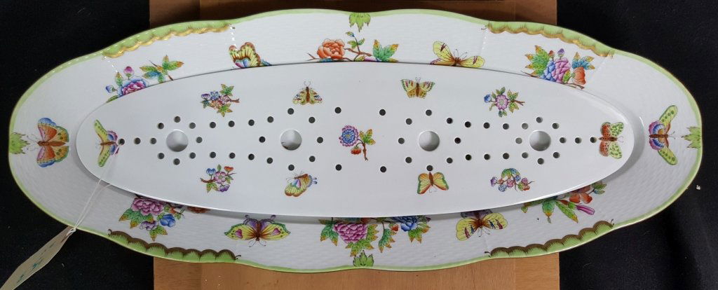 Herend Fish Platter in the Rothschild Bird Green (1 of 6)