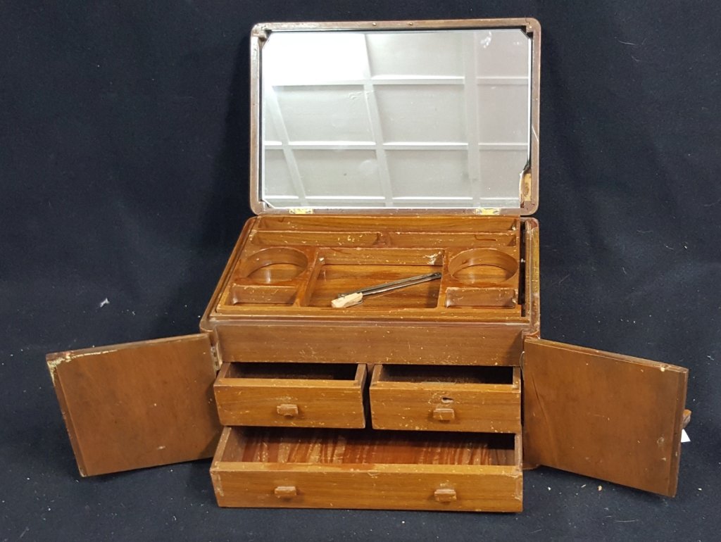 Antique Wooden Jewelry Box with mirror (1 of 2)