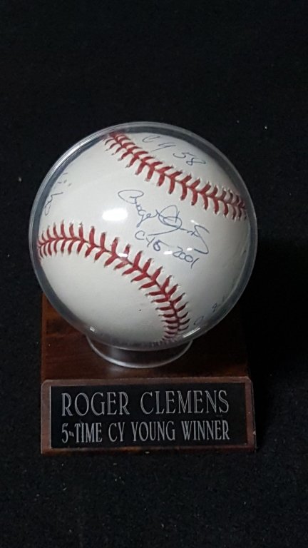NY Yankees CY Young WINNERS Ball; Multiple Names: From the estate collection of a life long New York Yankees Fan. A collection of signatures all CY Young winners; Roger Clemens (5th Ron Gidry 78, Sparky Lyle 1977, Whitey Ford 1961, and Bob Turley 195