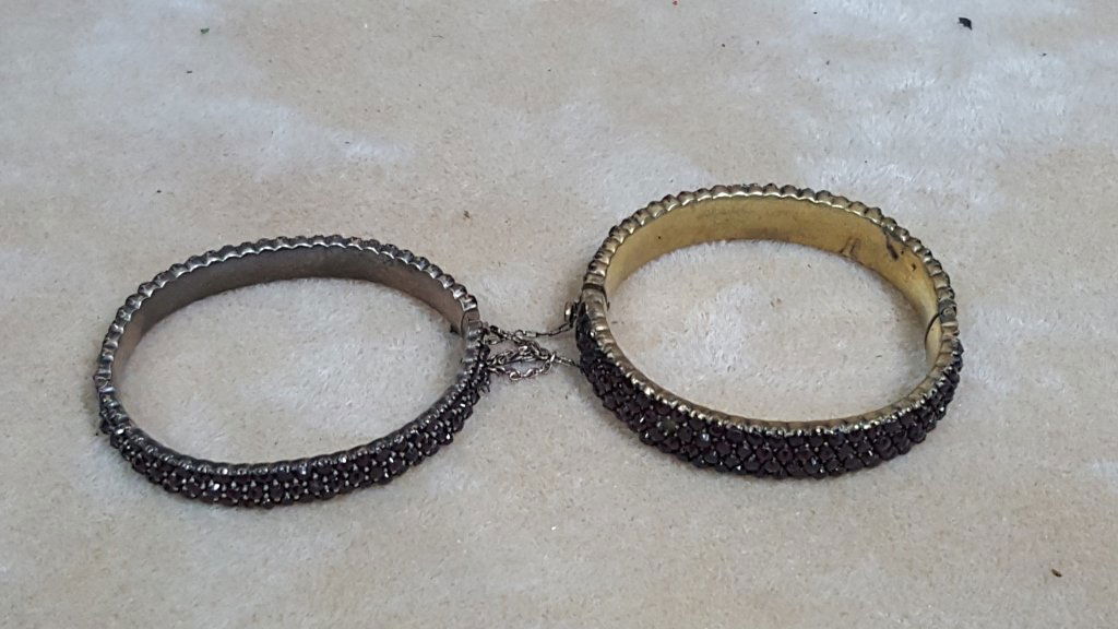 A Pair of Vintage Bohemian Garnet Bracelets (1 of 1)
