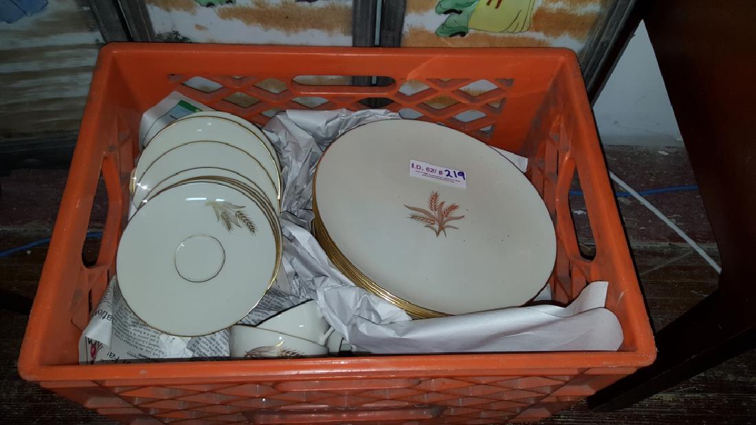 Wheat by Lenox Dinner Service (1 of 2)