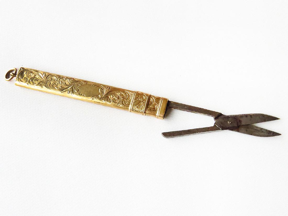 CHATELAINE 14K YELLOW GOLD CONCEALED SCISSORS: CHATELAINE 14K YELLOW GOLD CONCEALED SCISSORSWeight 14.9 gr. including scissors