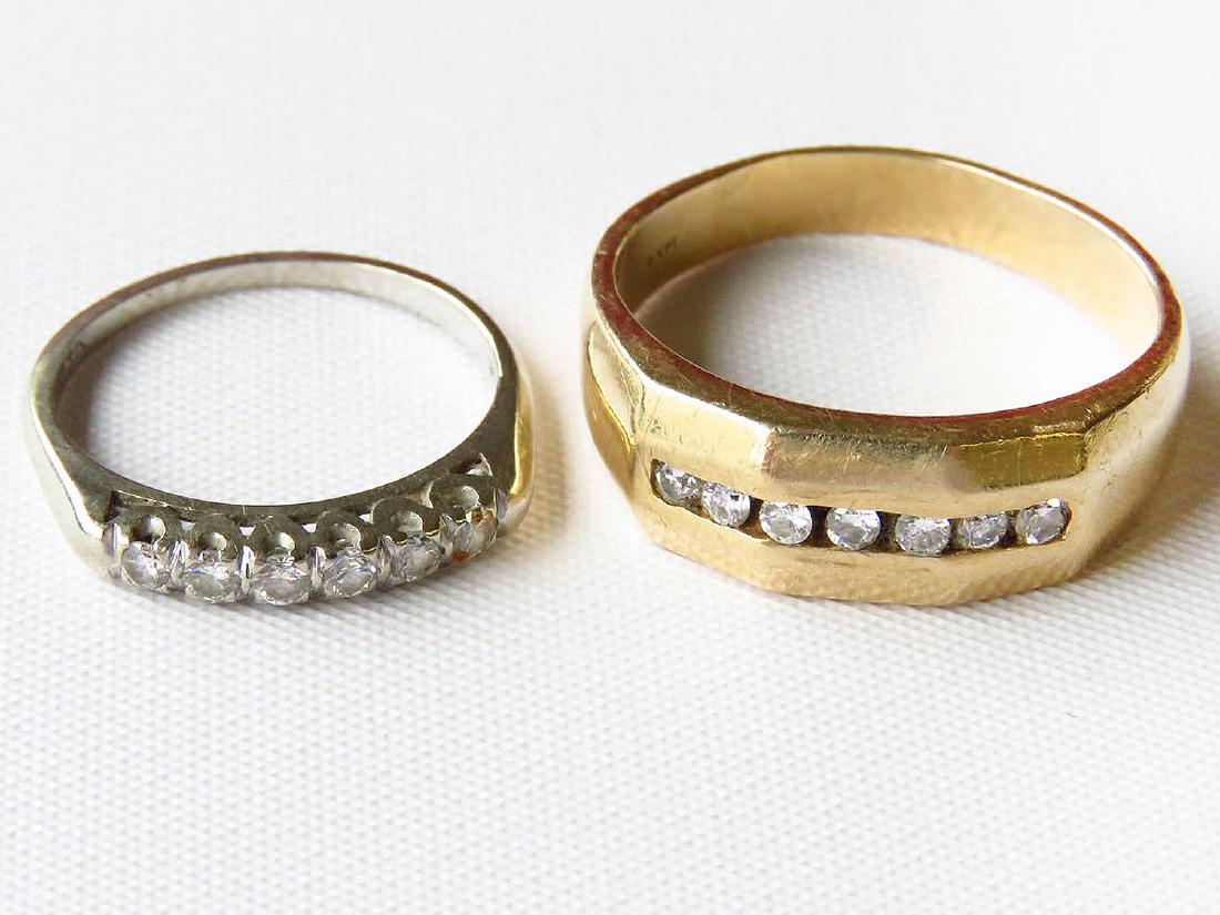 LOT 2 MENS/LADIES WHITE/YELLOW GOLD/DIAMOND RINGS (1 of 3)