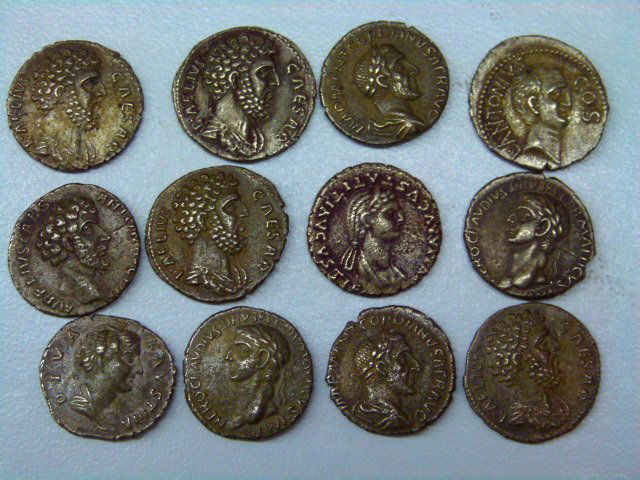 12 FINE ROMAN BRASS COINS DUPONDIUS, ROME 119-121 CE (1 of 2)