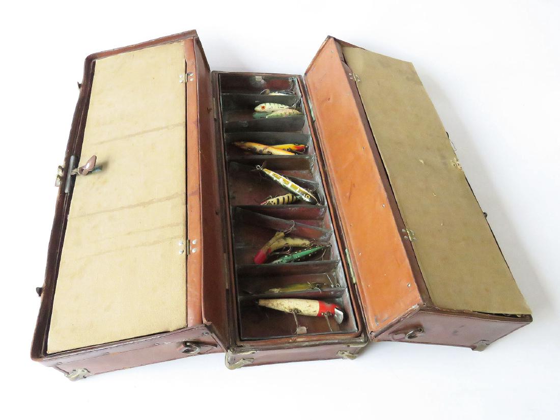 FINE LEATHER FITTED TACKLE BOX W/BRASS MOUNTS (1 of 7)