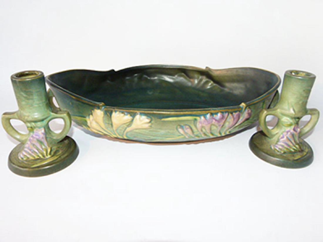 3 ROSEVILLE FREESIA PATTERN CENTER BOWL, ETC, C.1930 (1 of 5)