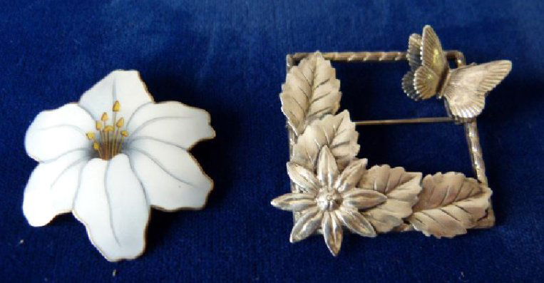 LOT (2) DECO STERLING/ENAMELED PINS, C. 1920 (1 of 5)