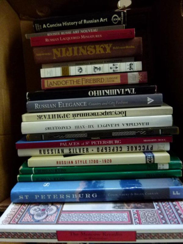 ART REF. BOOKS INCL. RUSSIAN ART, KREMLIN (1 of 1)