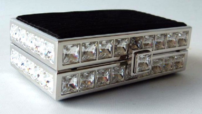 JUDITH LEIBER MINAUDIERE  PLEATED SATIN PURSE (1 of 6)