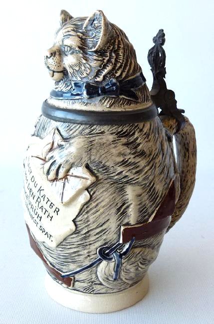 1/2 L. GERMAN CHARACTER BEER STEIN "FAT CAT" 19/20TH C.: 1/2 L. GERMAN CHARACTER BEER STEIN "FAT CAT" 19/20TH C. H. 8"