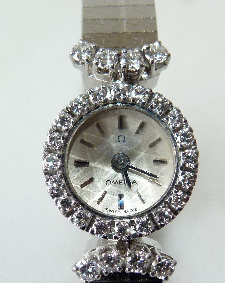 OMEGA 18KT WHITE GOLD/DIAMOND LADIES WRIST WATCH (1 of 6)