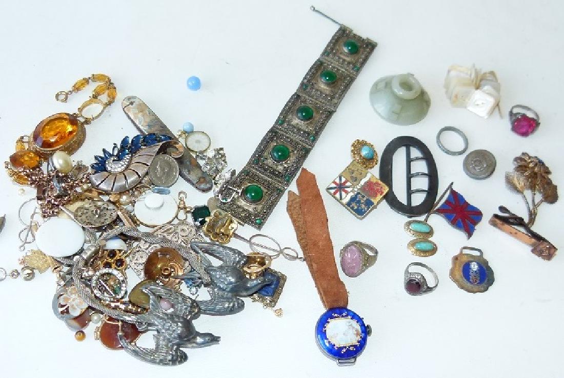 LOT ASSORTED VICTORIAN RINGS/FINDINGS 19/20TH C. (1 of 16)