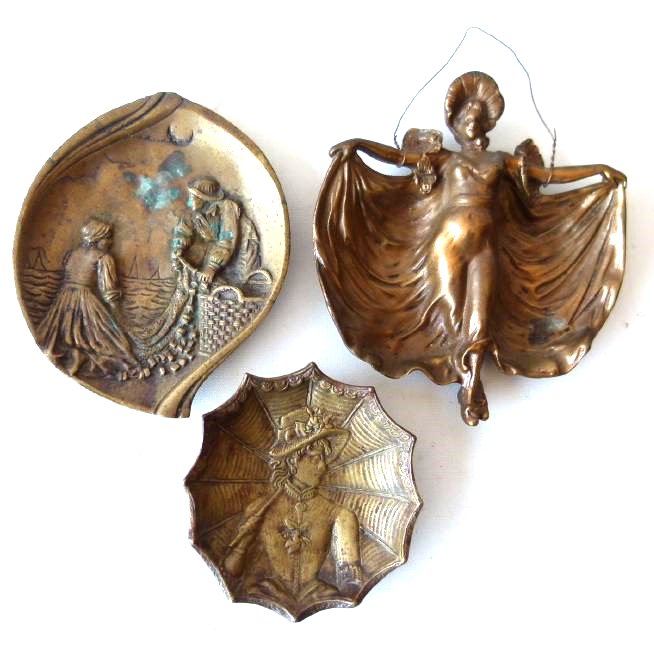 LOT (3) ART NOUVEAU BRONZE CARD TRAYS, 19/20TH C. (1 of 7)