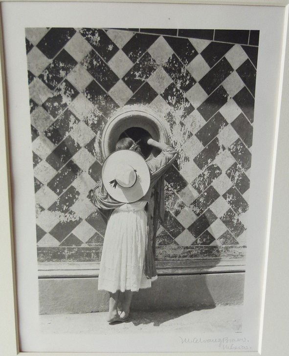 PHOTO PRINT/PAPER "DAUGHTER OF THE DANCERS" (1 of 12)