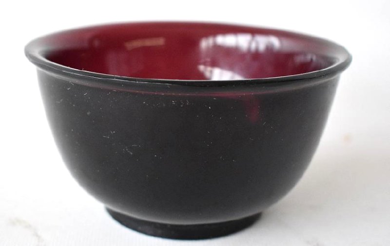 CHINESE CARVED PEKING GLASS AMETHYST BOWL (1 of 7)