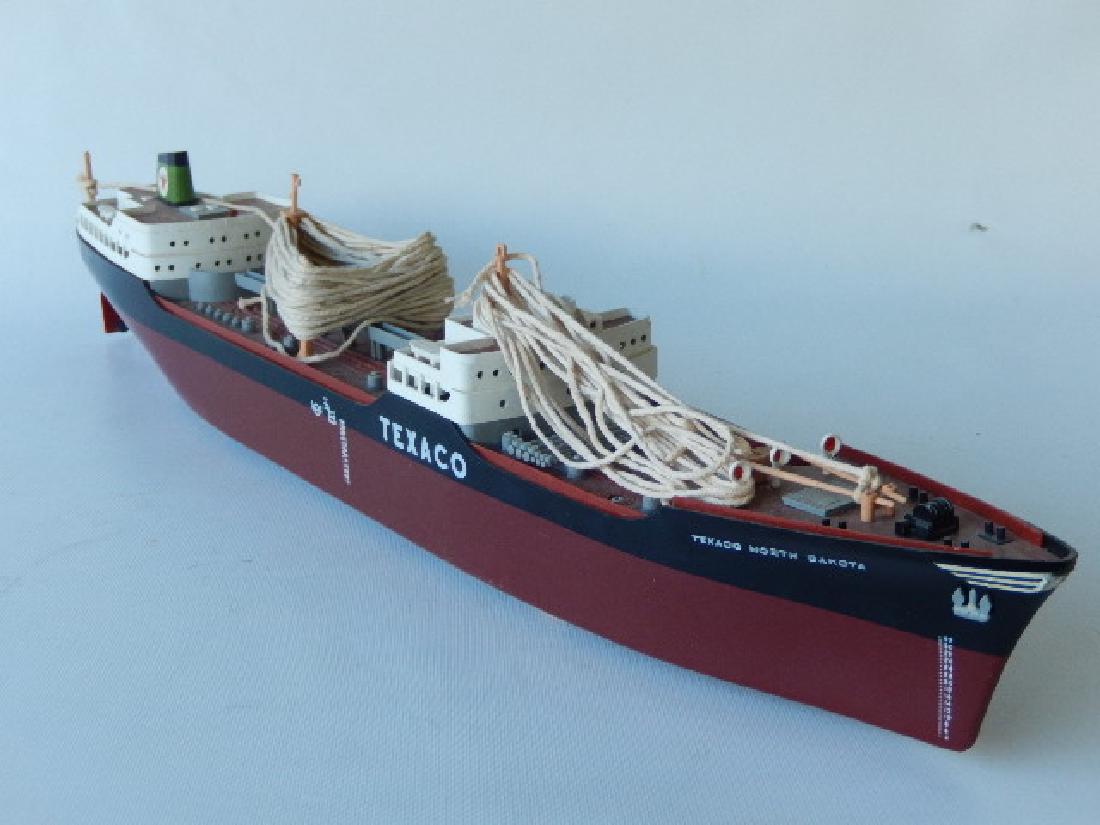TEXACO MOTORIZED TANKER BOAT W/ ORIG. BOX (1 of 7)