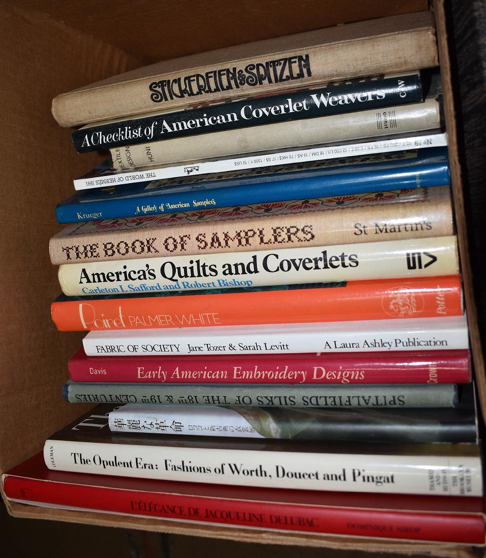 BOX LOT ASSORTED VOLUMES ART REFERENCE (1 of 2)