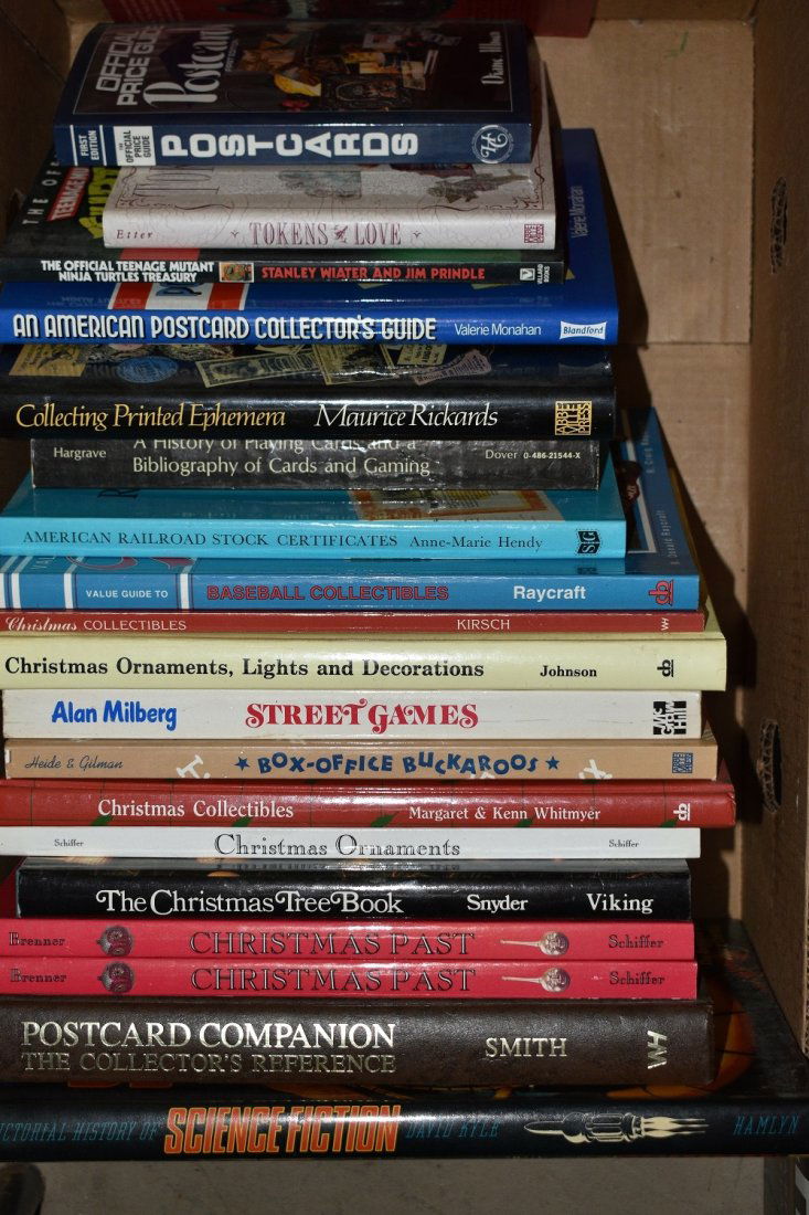 (2) BOXES ASSORTED ART REFERENCE/PRICE GUIDES (1 of 9)