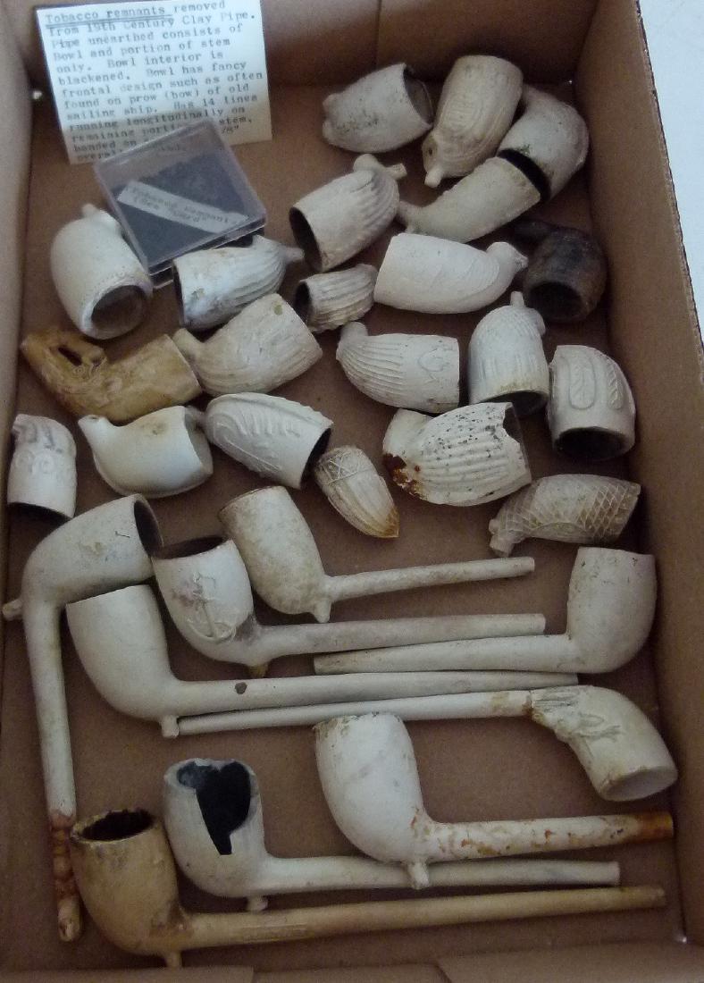 BOX LOT CLAY PIPES 18/19TH C. (1 of 9)