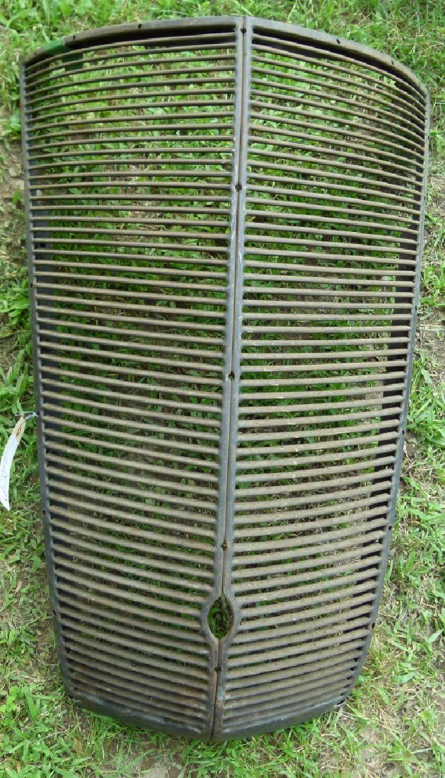 1937 FORD V-8 CAR GRILL (N.O.S.) (1 of 6)