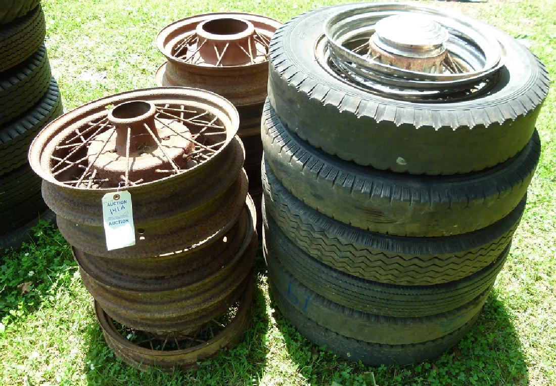 LOT (17) FORD V-8/4 CYL. SPOKE RIMS (1 of 7)