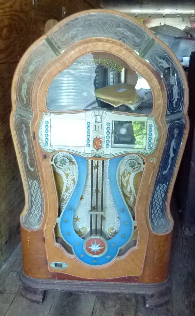 WURLITZER MODEL 1080 JUKEBOX, C. 1940 (1 of 20)