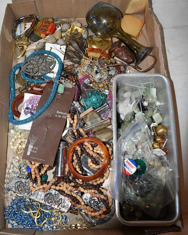 LARGE LOT ASSORTED JEWELRY (1 of 6)