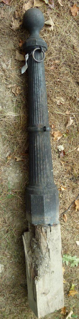 VICTORIAN CAST IRON HITCHING POST, 19TH C. (1 of 7)