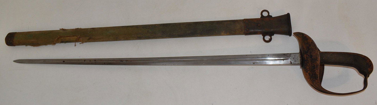 WWI GEN. GEORGE PATTON SWORD SIGNED L.F.& C, C. 1918: WWI GEN. GEORGE PATTON SWORD SIGNED L.F.& C, C. 1918 L. 43"