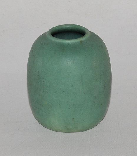 CLIFTON POTTERY CABINET VASE, C. 1904 (1 of 3)