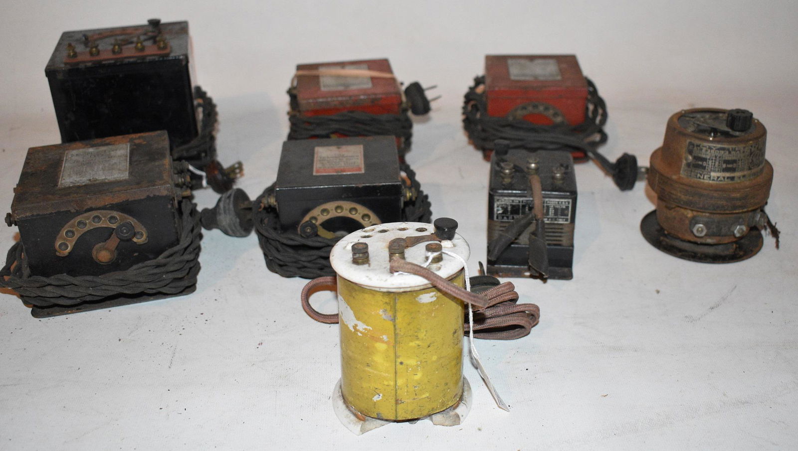 ASST. EARLY IVES/BETTS & BETTS TRAIN TRANSFORMERS (1 of 11)