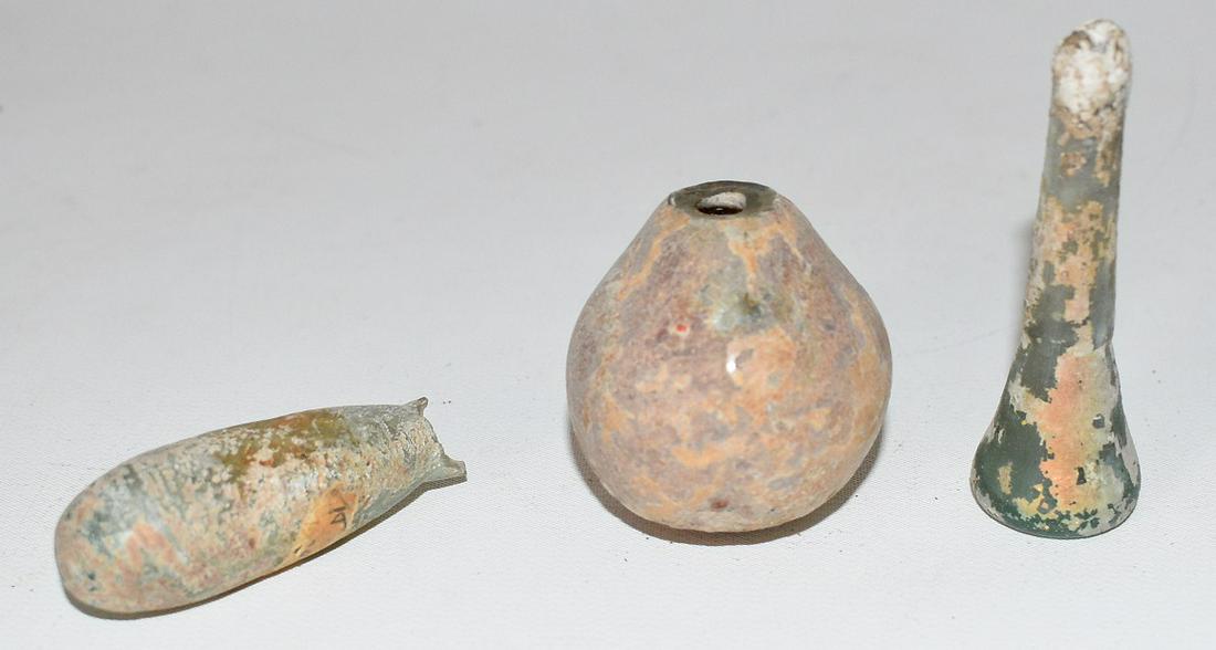 ROMAN GLASS PERFUMES (AS-IS), APPROX. 4TH CENTURY: LOT (3) ROMAN GLASS PERFUMES (AS-IS), APPROX. 4TH CENTURY