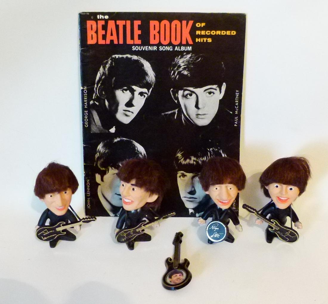 SET (4) VINTAGE/COLLECTABLE BEETLES FIGURINES (1 of 12)