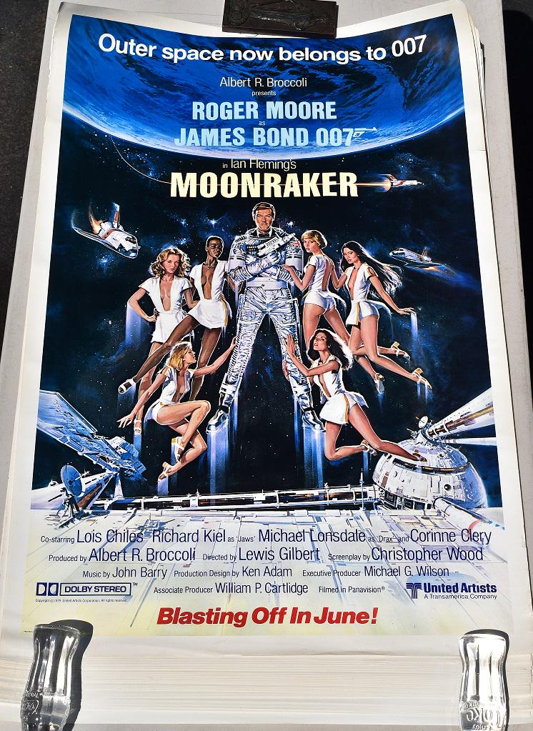 Lot 33 Vintage James Bond 007 Moonraker Oct 03 2020 Estateofmind Auctions In Ny