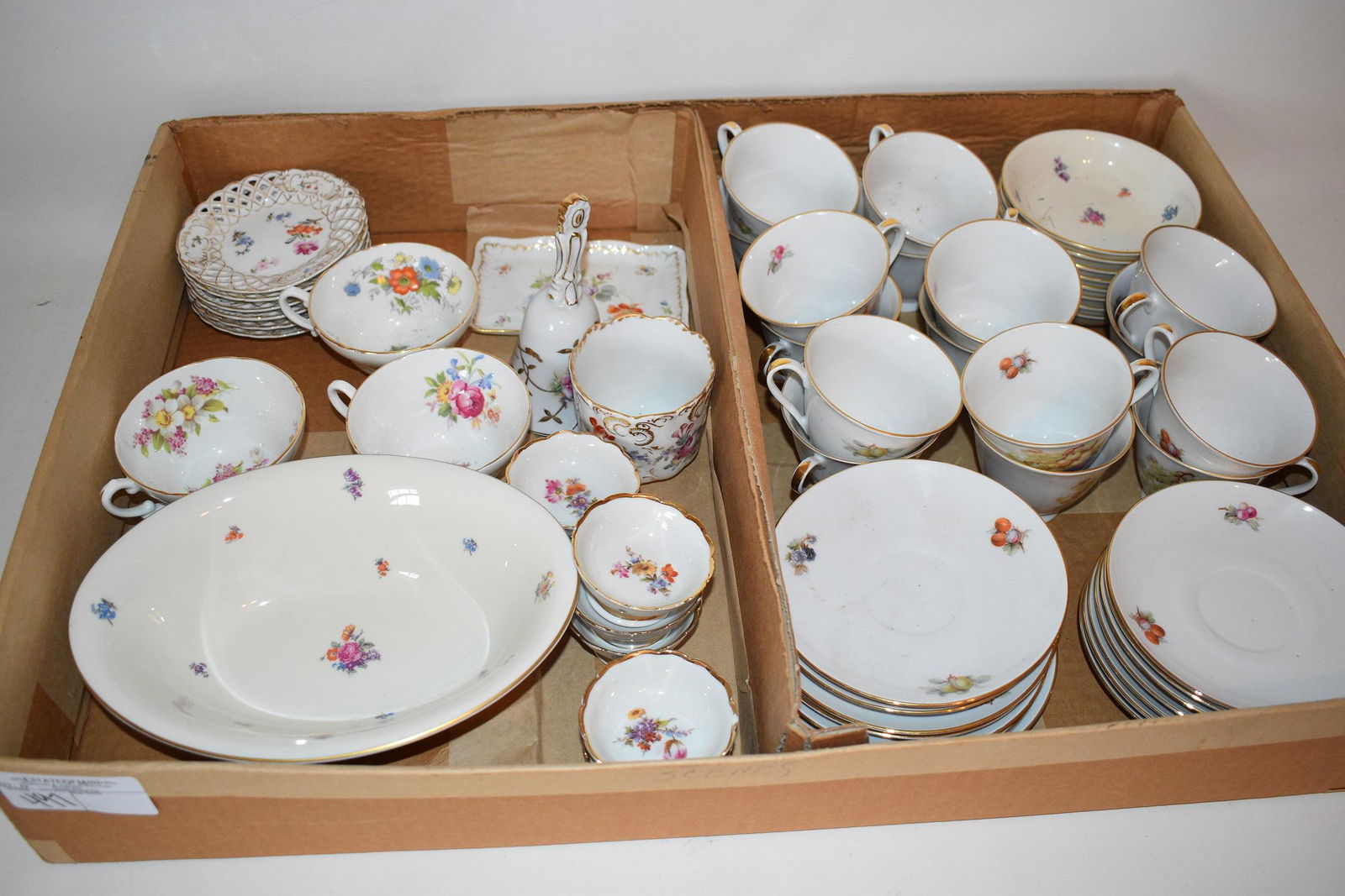 LOT ASSORTED GERMAN PORCELAIN TEA CUPS/SAUCERS (1 of 15)