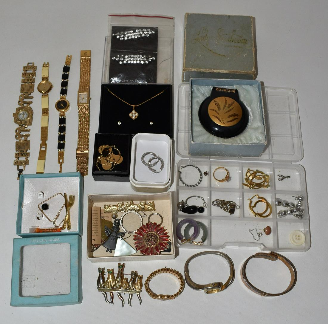 LARGE LOT ASSORTED COSTUME JEWELRY, 20TH C. (1 of 11)