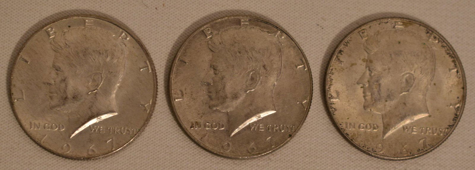 LOT (3) KENNEDY COPPER CLAD HALF DOLLARS ALL 1967 (1 of 7)