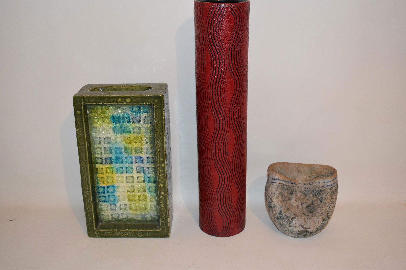 3 MID-CENTURY ART POTTERY VASES INCL PROCIDA FOR VIETRI (1 of 19)