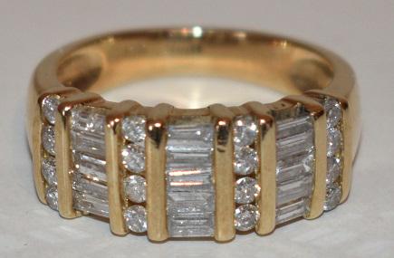 CONT. MODERN 14KT YW GOLD BAGUETTE DIAM. WEDDING BAND (1 of 9)