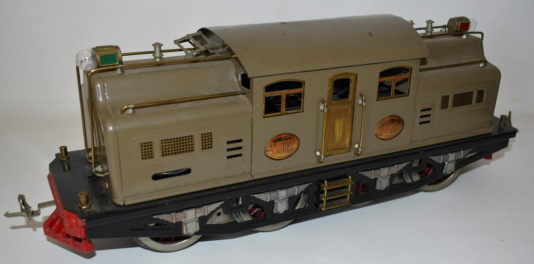 FINE LIONEL 402E STANDARD GAUGE ELECTRIC LOCOMOTIVE (1 of 9)