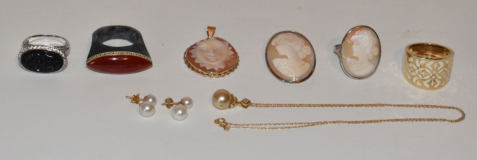 LOT ASST. 10KT/14KT/STERLING RINGS, PENDANTS, EARRINGS (1 of 18)