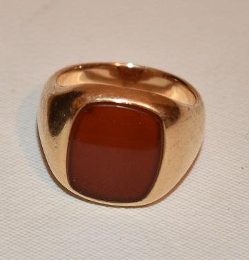 TIFFANY & CO. 14KT YELLOW GOLD/CARNELIAN RING, C. 1960 (1 of 7)