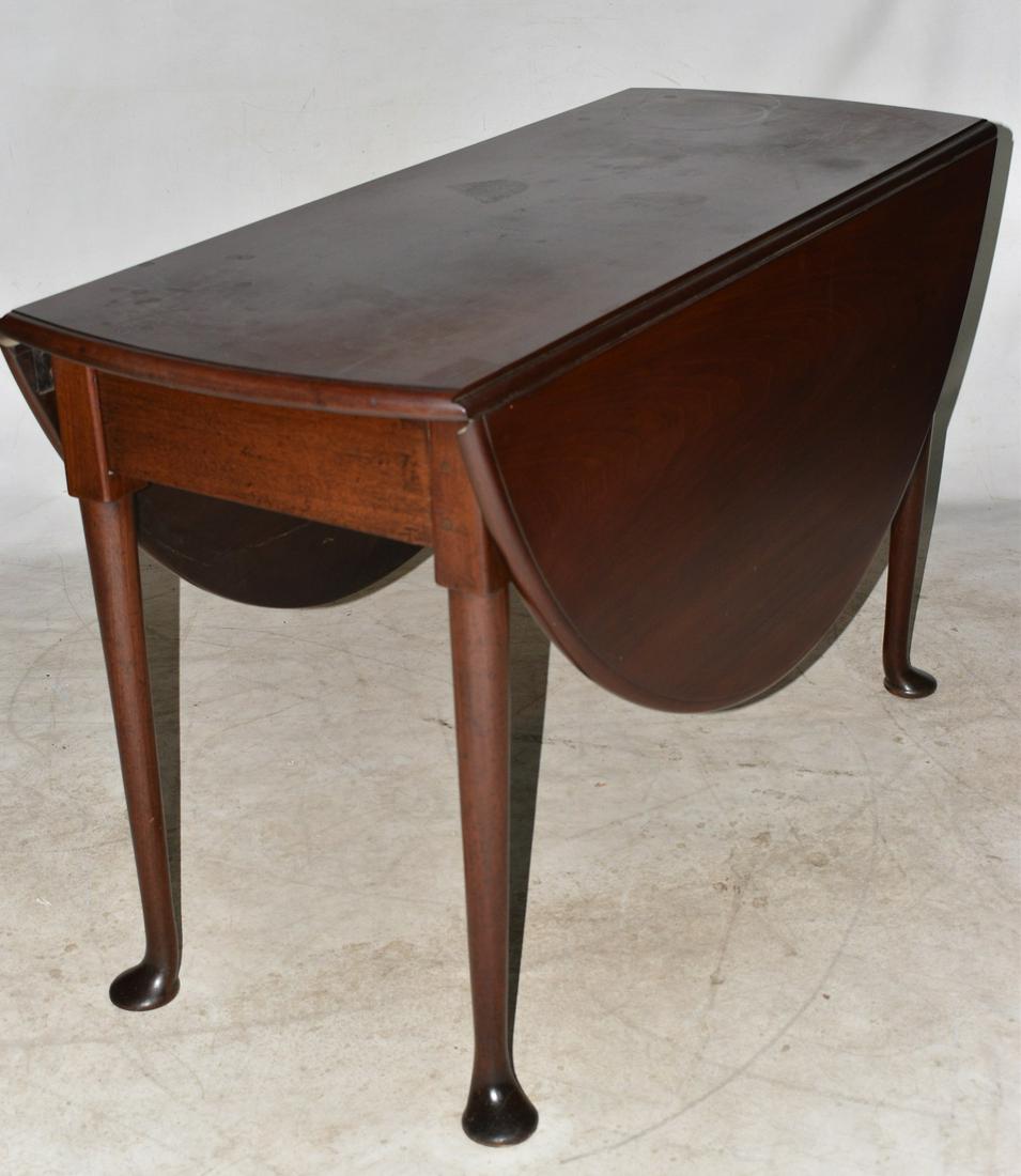 QUEEN ANNE BLACK WALNUT DROP LEAF TABLE, 18TH C. (1 of 10)