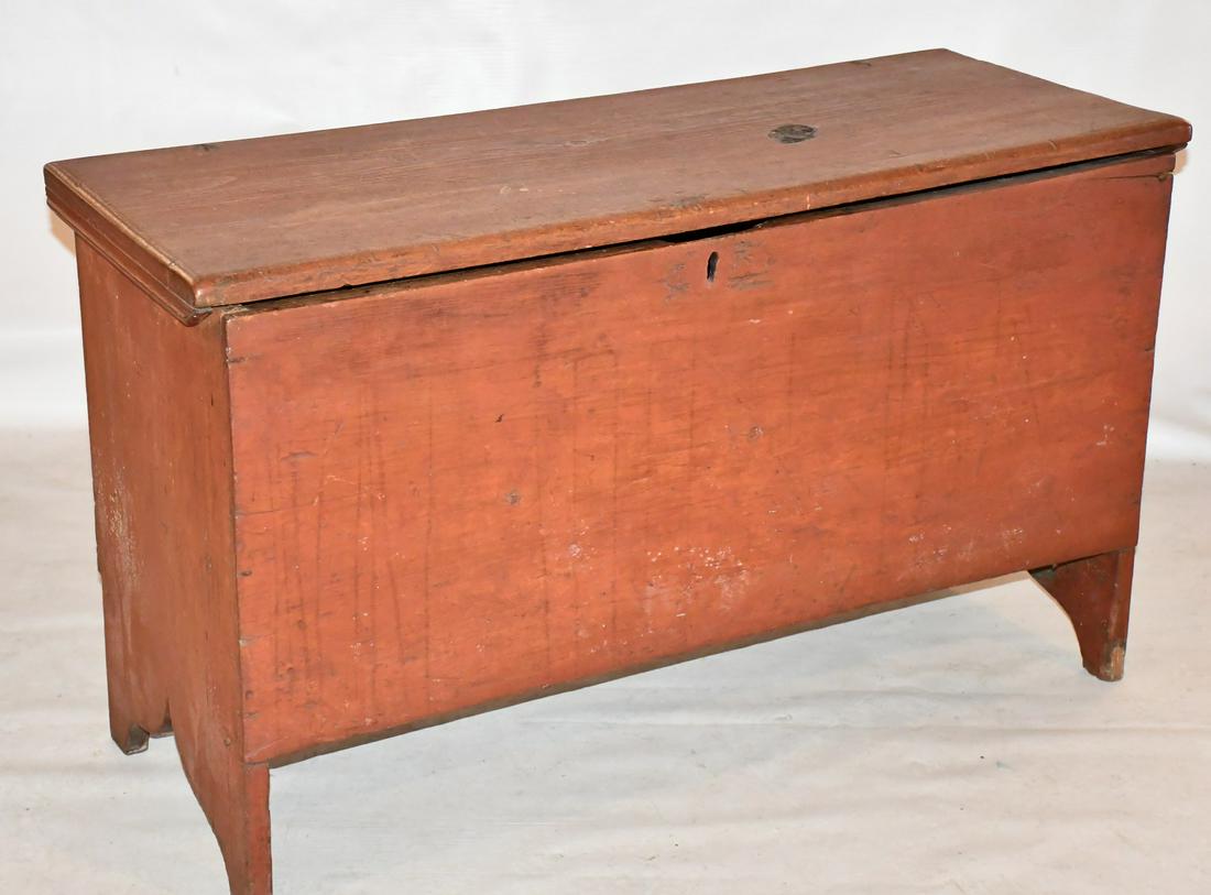 COUNTRY PINE PAINTED (RED) BLANKET BOX, 18TH C (1 of 8)